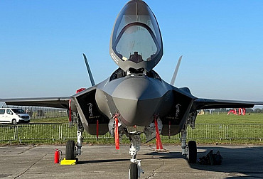 Vláda schválila pořízení letounů F-35. Piloti, kteří je budou posílat do výslužby, ještě nejsou na světě, řekl generál Řehka