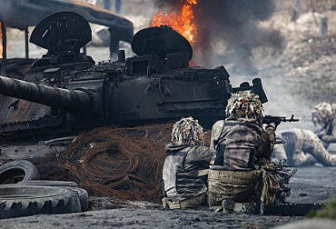 Francie pošle stíhačky i vojenské instruktory na Ukrajinu, ČR zůstane u výcviku ukrajinských vojáků na Libavé