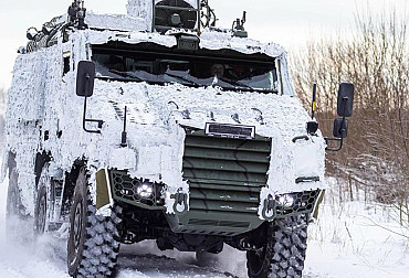 Houfnice DANA i moderní obrněná vozidla TITUS v Litvě obstály, dělostřelci si poradili s terénem i s mrazy