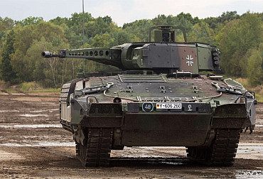 Od Zeitenwende k realitě: Spolkový sněm schválil bezprecedentní balíček zbrojních zakázek