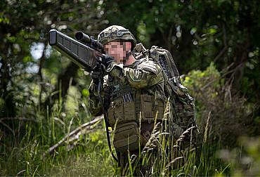 MANPACK G: Když se proti dronům bojuje signálem