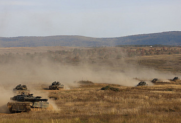 Východní křídlo NATO pod tlakem: připravenost jako skutečné měřítko obrany