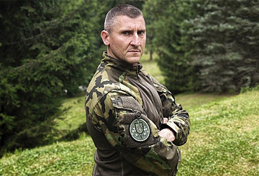 Když selže zbraň, musí voják umět reagovat. Boj zblízka je poslední možností