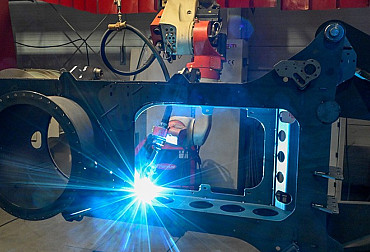 ZAKO Turčín slaví 30 let vstupem do obranného průmyslu. V nové hale za 250 milionů bude mj. probíhat výroba pro vozidla CV90 pro AČR