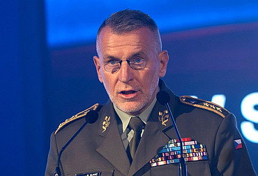 Generál Hlaváč: Armáda potřebuje rychlejší akvizice, digitalizaci velení a zapojení umělé inteligence